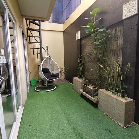 Platinum Setramurni Guest House Bandung 3Br Extérieur photo