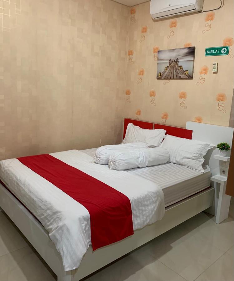 Platinum Setramurni Guest House Bandung 3Br Extérieur photo