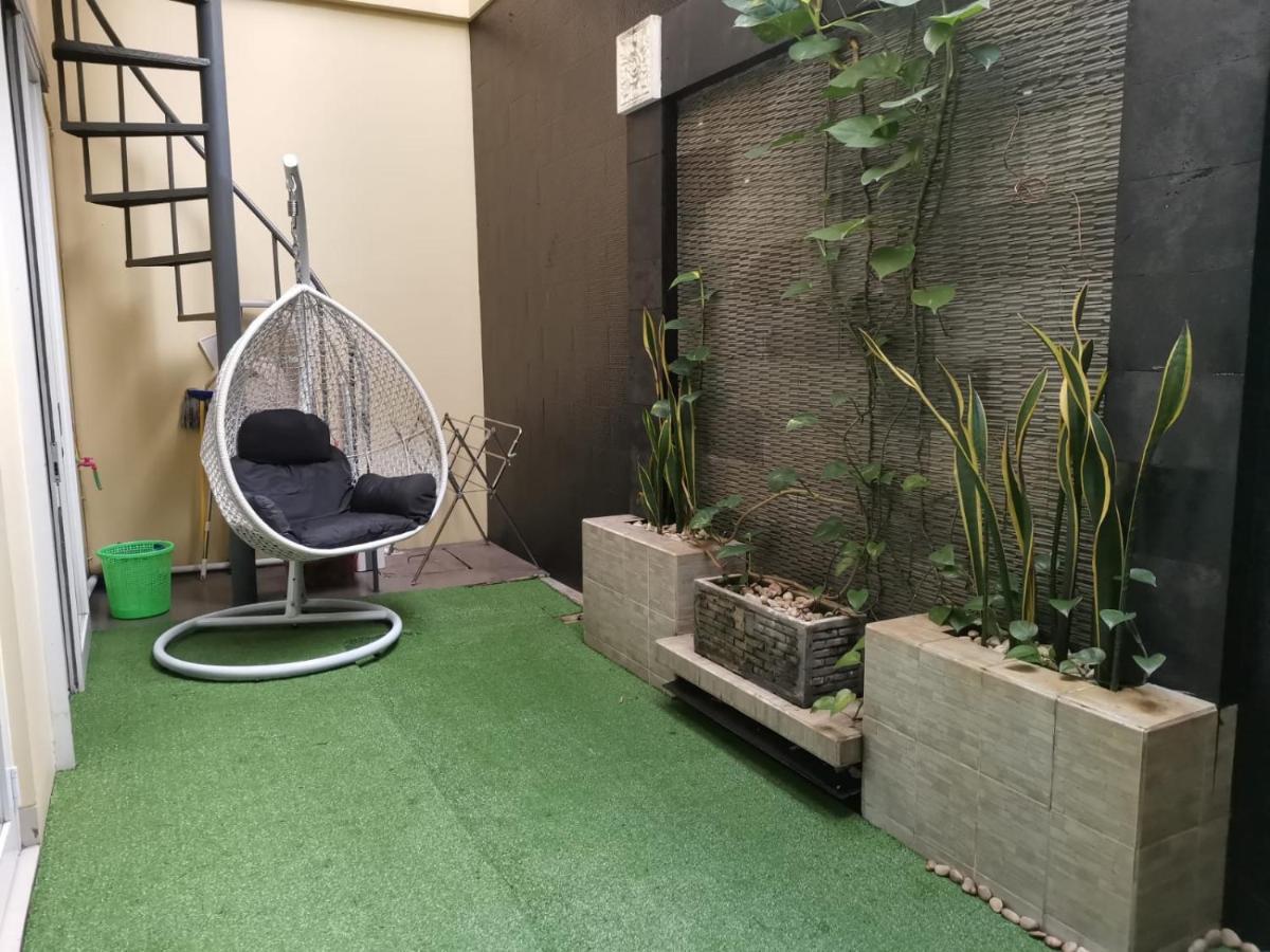 Platinum Setramurni Guest House Bandung 3Br Extérieur photo